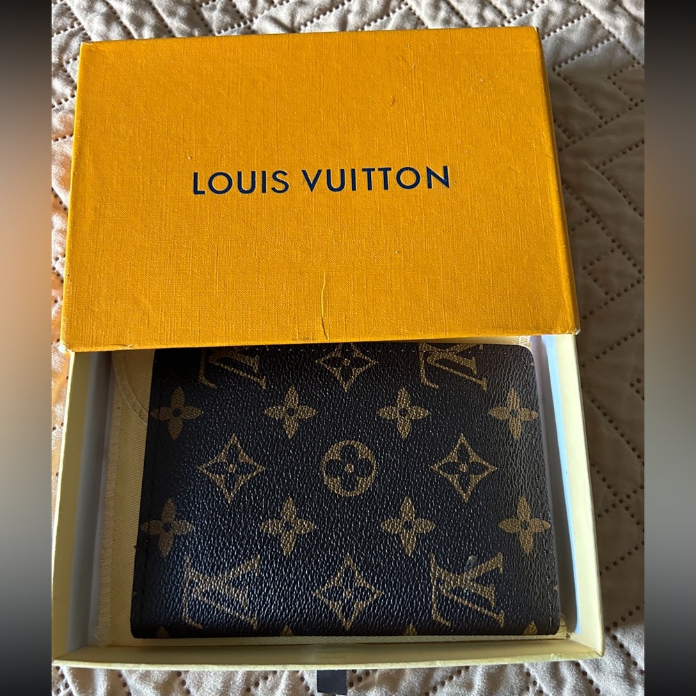 Authentic Louis Vuitton Passport Holder